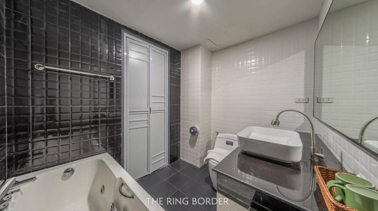 The Ring Border Hotell Ban Khlong Phruan Eksteriør bilde